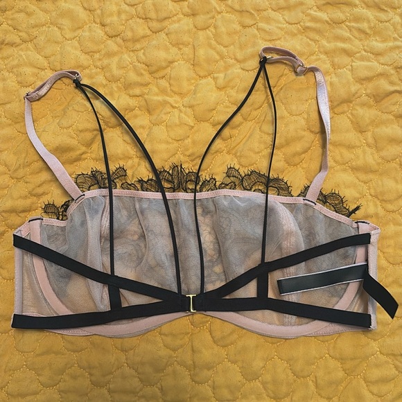 NWOT Victoria’s Secret Sheer Bralette - Picture 3 of 6